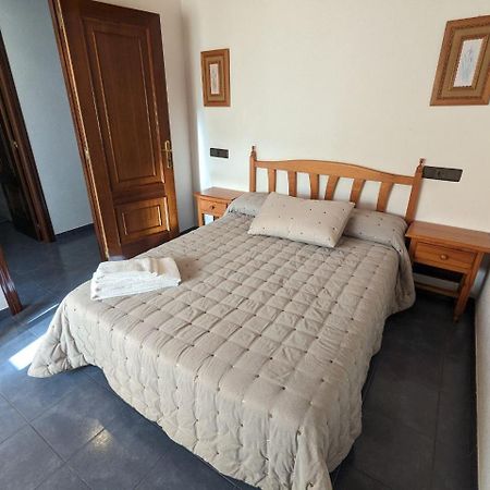 Отель Vivienda Turistica Vacacional Maricarmen Ароу Экстерьер фото
