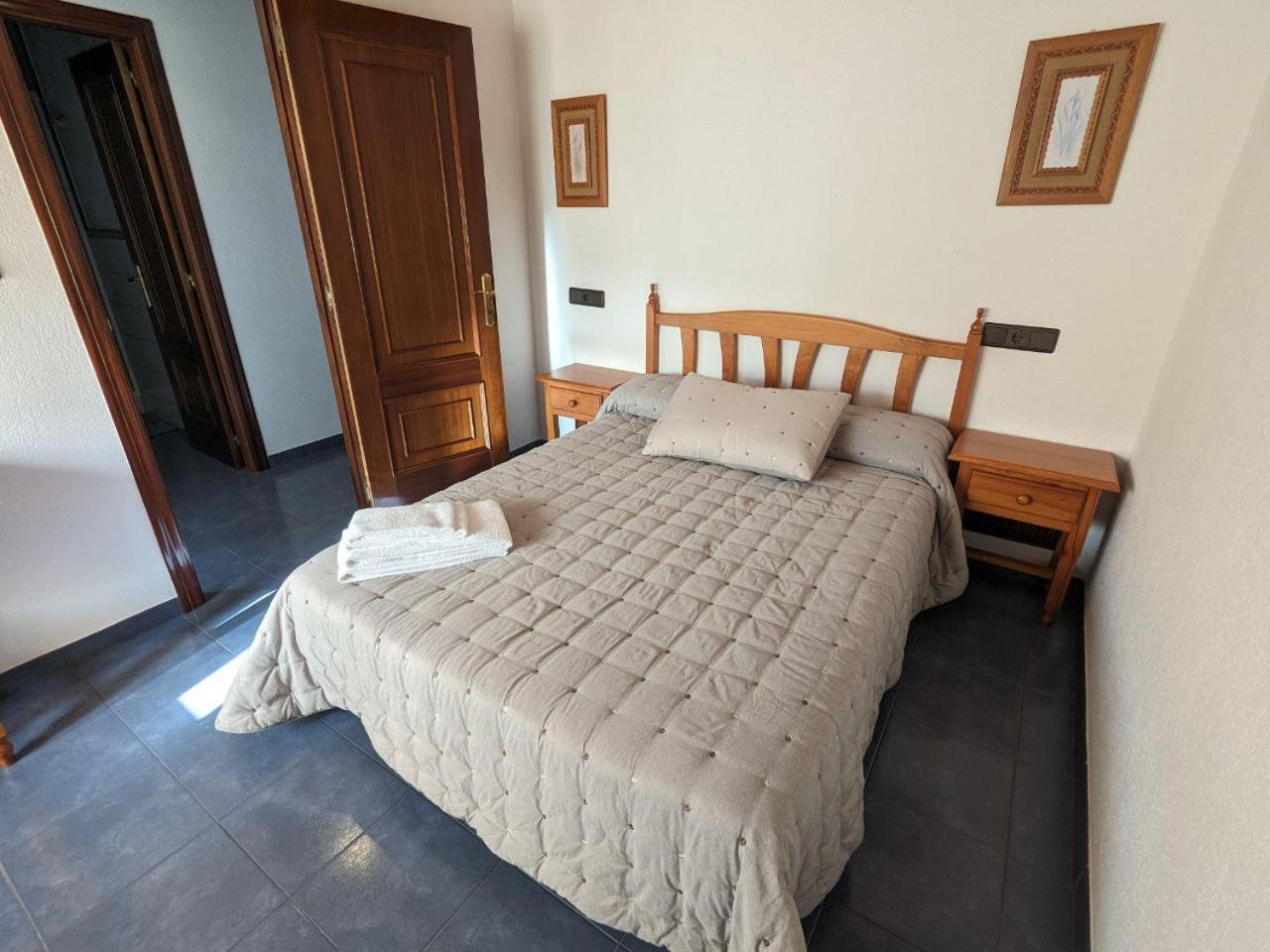 Отель Vivienda Turistica Vacacional Maricarmen Ароу Экстерьер фото