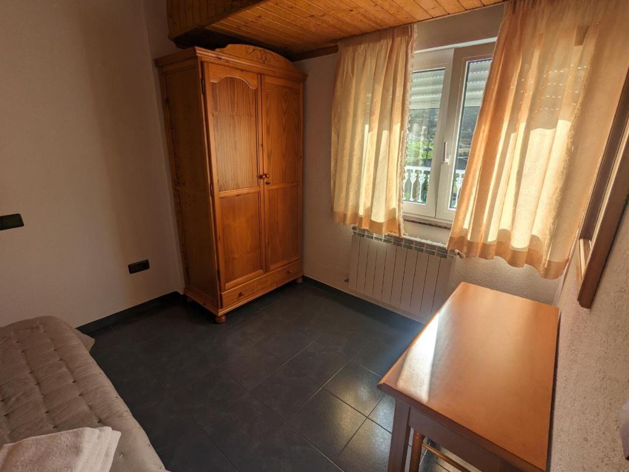 Отель Vivienda Turistica Vacacional Maricarmen Ароу Экстерьер фото